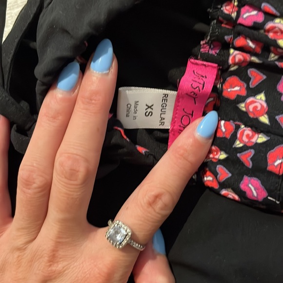 Nursing scrubs - Picture 2 of 2